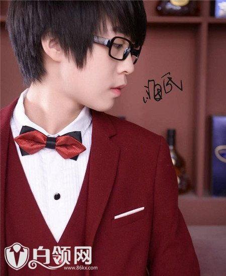 虎牙嗨氏个人资料,电竞主播的崛起与成长之路